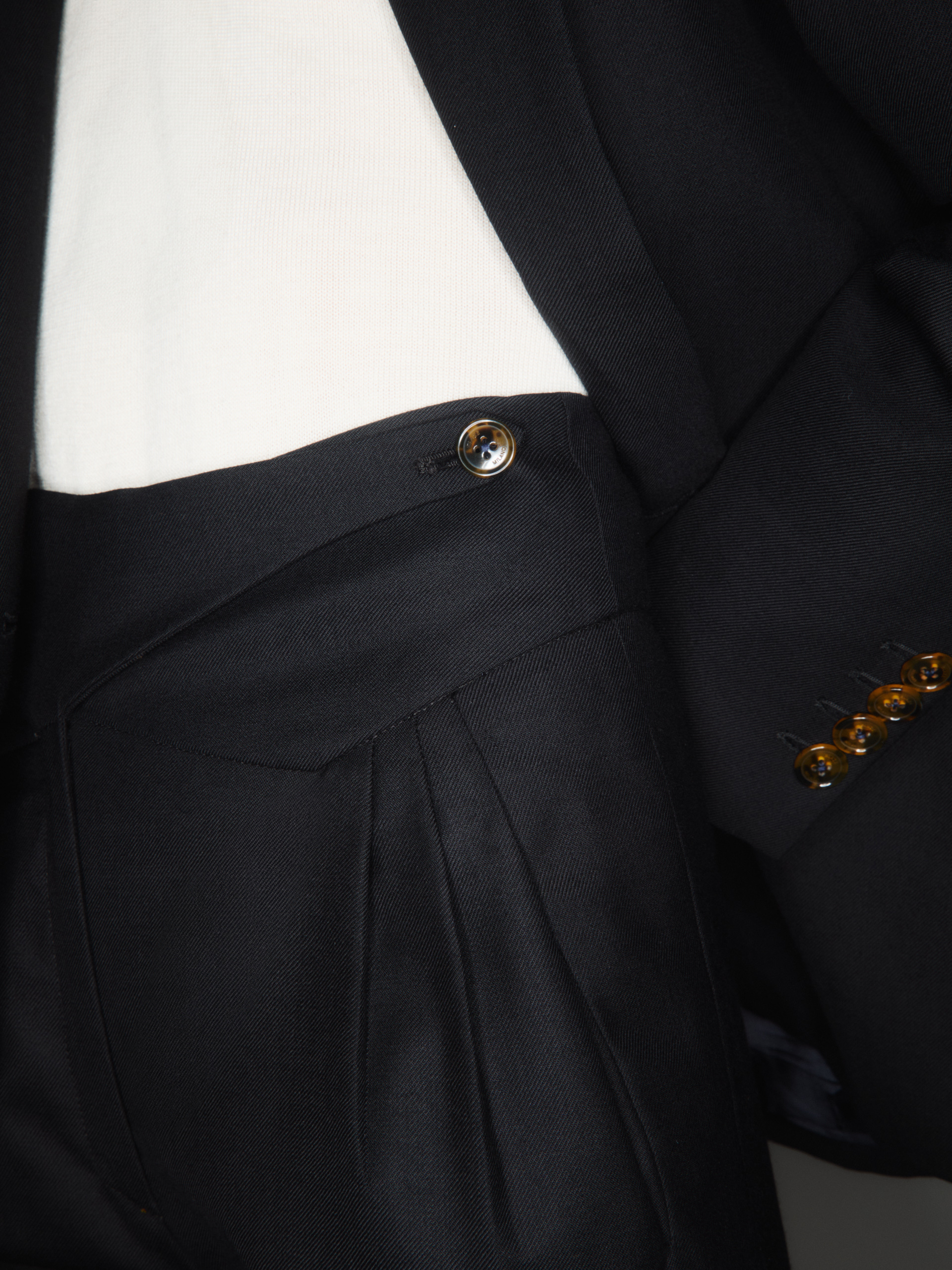 ALCANARA BLACK - Blazé Milano